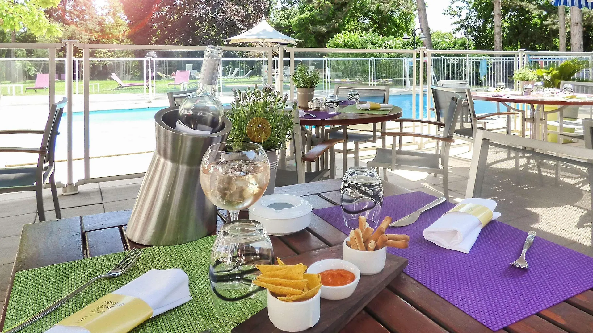 B&B Hotel Lyon Nord 4 Etoiles Дардилли