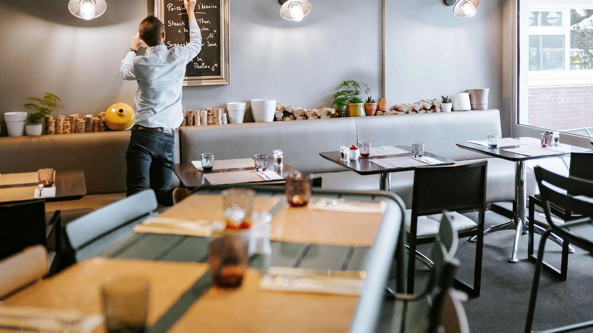 B&B Hotel Lyon Nord 4 Etoiles Dardilly