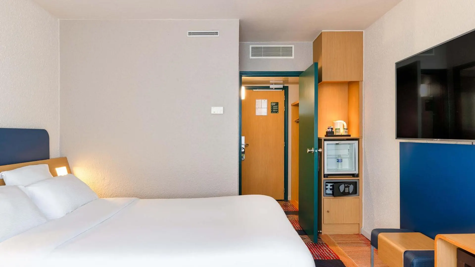B&B Hotel Lyon Nord 4 Etoiles Dardilly
