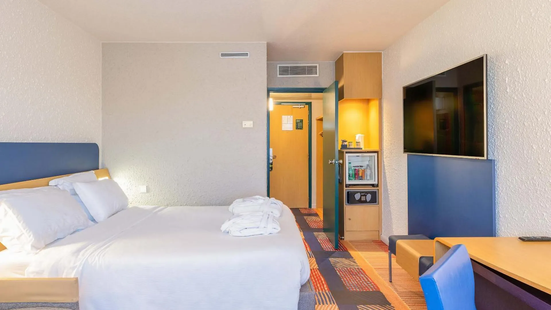 B&B Hotel Lyon Nord 4 Etoiles Dardilly